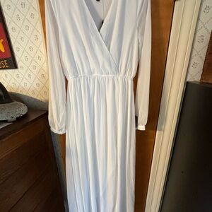 Elegant Lulu White Long Sleeve Dress